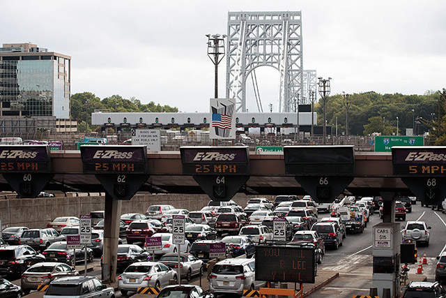 Fatal motorcycle crash closes upper lanes to NY on George Washington Bridge — Gothamist, Corpus Christi Community news