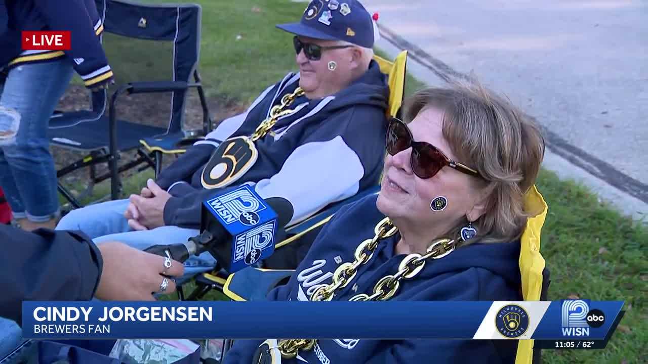 Meet the first fans at the 2026 World Series — WESH 2 Orlando, Corpus Christi Community news